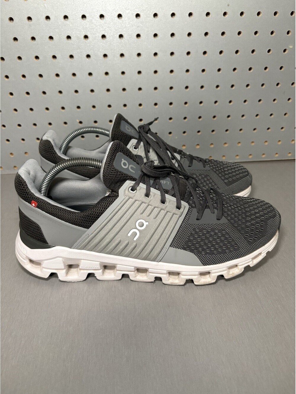 On Cloudswift Running Shoes Mens Size 10 Rock Slate Gray Grey Sneakers Athletic